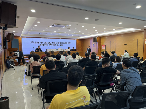 2023-6-29 千帆競發(fā)東風(fēng)勁   炫奇爭勝入庫中.jpg