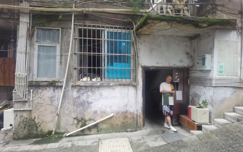 貴州省機關(guān)事務(wù)管理局國有資產(chǎn)管理服務(wù)中心貴陽市南明區(qū)護國路153號3單元8層1號房屋資產(chǎn)招租