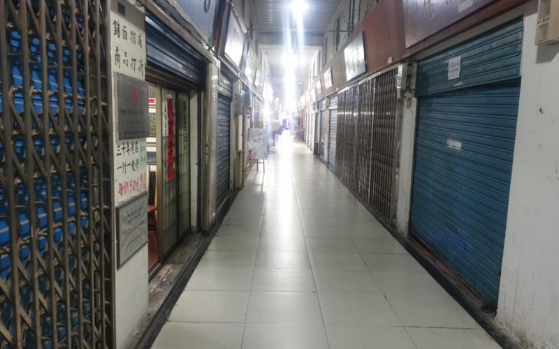 環(huán)城東路萬東商貿城丙一排04號、05號門面轉讓（持有方：貴州省機關事務管理局國有資產管理服務中心）(二次掛牌)